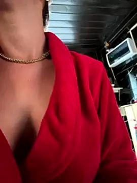 Missolevelvet online show from 05-17-26, 08:12