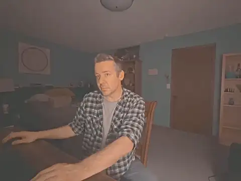 chrisw8140 online show from 06-01-26, 05:09