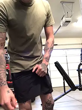 Snapshot of brngitdwn chatting on 03-14-26, 04:34 brngitdwn online show from 03-14-26, 04:34