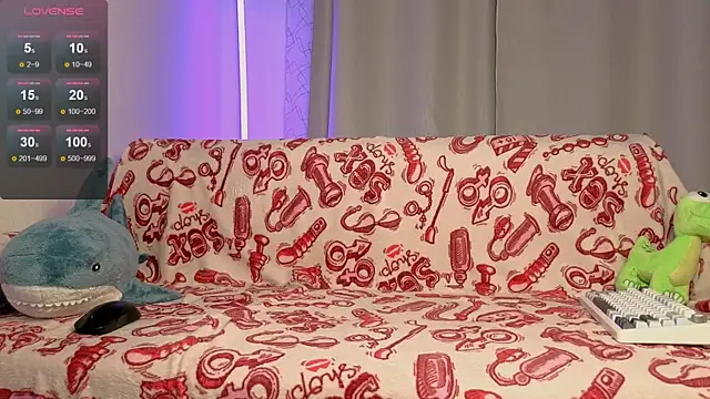 first mark online show from 04-18-26, 07:58