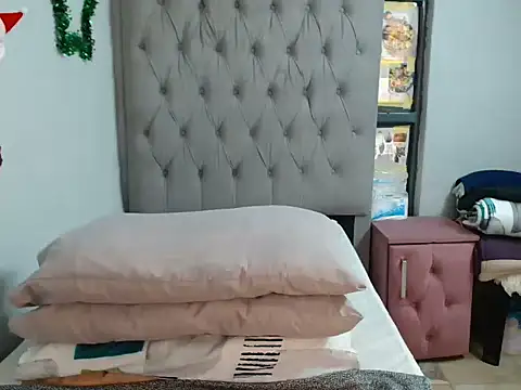 Snapshot of MelowD_2 chatting on 04-02-26, 03:09 MelowD 2 online show from 04-02-26, 03:09