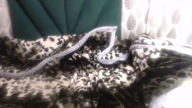 Snapshot of Nellybba chatting on 03-08-26, 04:22 Nellybba online show from 03-08-26, 04:22
