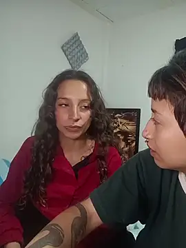 AlexxaAndRileyy online show from 05-31-26, 06:09