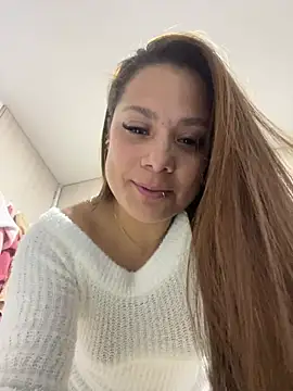 Pretty  Milf online show from 04-02-26, 10:51