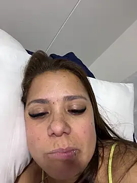 Pretty  Milf online show from 04-05-26, 11:24