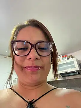 Pretty  Milf online show from 07-16-26, 06:47