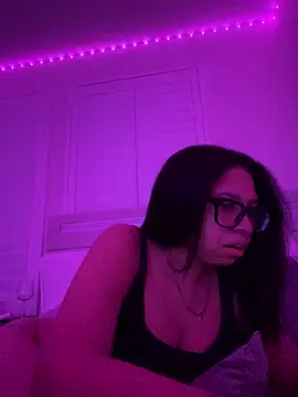 Snapshot of cartierprincess chatting on 02-26-26, 07:18 cartierprincess online show from 02-26-26, 07:18