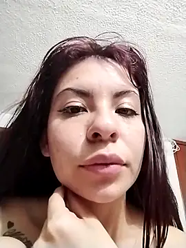 Snapshot of niiix_01 chatting on 02-08-26, 02:48 niiix 01 online show from 02-08-26, 02:48