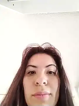 Snapshot of niiix_01 chatting on 02-08-26, 05:05 niiix 01 online show from 02-08-26, 05:05