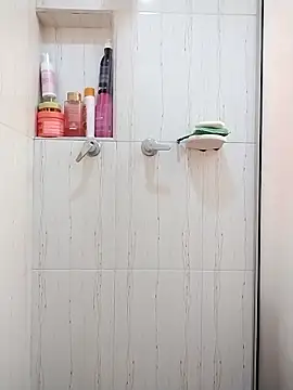 Snapshot of niiix_01 chatting on 03-09-26, 07:18 niiix 01 online show from 03-09-26, 07:18