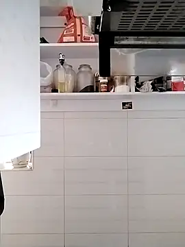 Snapshot of niiix_01 chatting on 03-25-26, 06:47 niiix 01 online show from 03-25-26, 06:47