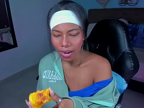 charlotte bronte online show from 03-18-26, 08:56