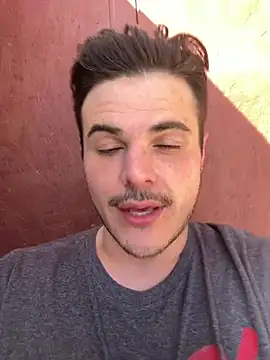 Derekmars online show from 04-05-26, 10:40