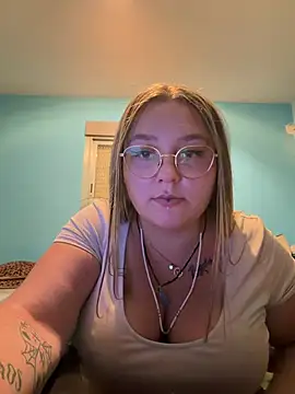 Snapshot of _maracr19_ chatting on 07-10-26, 01:58 maracr19 online show from 07-10-26, 01:58