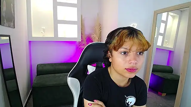 melodyy as online show from 04-08-26, 12:38