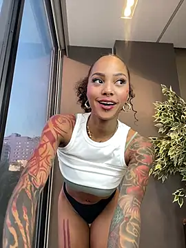 LizStorm  online show from 07-06-26, 11:51