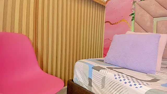 sweet  luna   online show from 02-25-26, 11:09