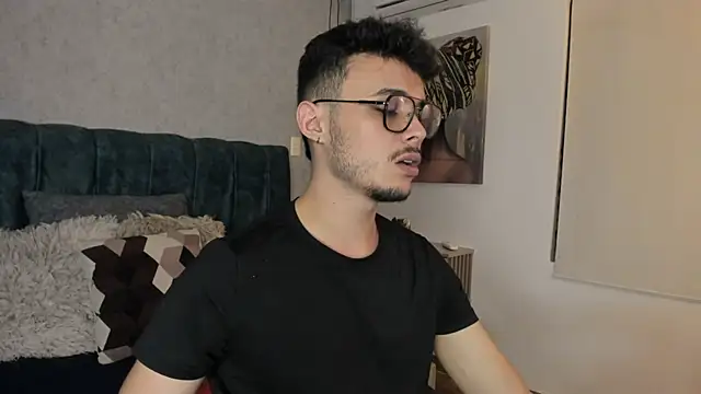 Snapshot of Alhan_Twink chatting on 07-10-26, 04:39 Alhan Twink online show from 07-10-26, 04:39