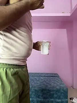 Snapshot of Forest_Queen chatting on 04-30-26, 07:04 Forest Queen online show from 04-30-26, 07:04