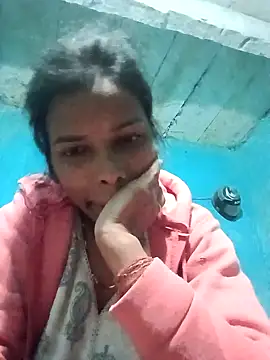 Snapshot of priyasharma899 chatting on 01-17-26, 06:22 priyasharma899 online show from 01-17-26, 06:22