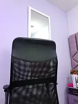 valenlopezz  online show from 05-19-26, 05:47