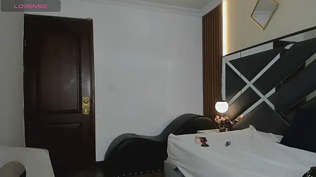 Ambarross  online show from 03-07-26, 01:30