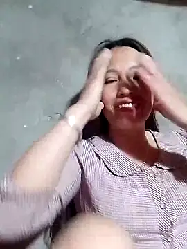 Gummiesu online show from 02-16-26, 08:16