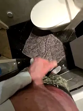 Snapshot of BlnAktivGay chatting on 03-17-26, 03:26 BlnAktivGay online show from 03-17-26, 03:26