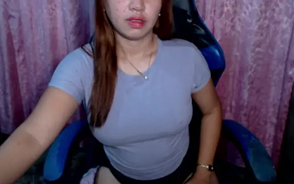 pinay mayahiga online show from 05-06-26, 02:44