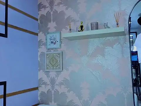 Emma Thompssonn online show from 02-08-26, 11:57