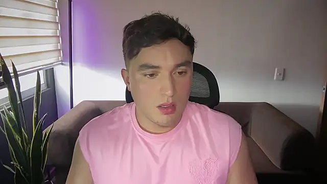 Robyn Rocki online show from 02-14-26, 04:48