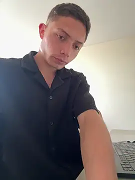 santiObrero online show from 03-19-26, 09:19