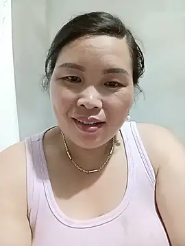 Snapshot of nana_nana99 chatting on 05-28-26, 04:59 nana nana99 online show from 05-28-26, 04:59