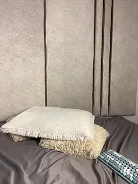 lilithdya online show from 04-14-26, 12:05