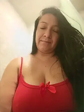 Katysaez online show from 05-18-26, 04:07