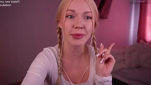 cutebon online show from 07-08-26, 03:55