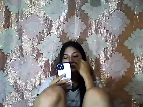 PinaySkinnyJust18 online show from 03-20-26, 10:53