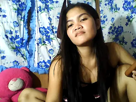 Snapshot of PinaySkinnyJust18 chatting on 06-24-26, 11:31 PinaySkinnyJust18 online show from 06-24-26, 11:31