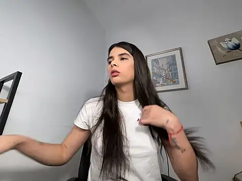 Lily WellGifted online show from 02-09-26, 09:57