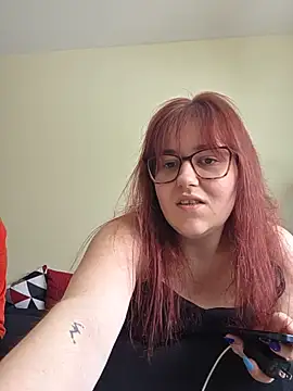 Snapshot of Ashlovescannabis chatting on 06-05-26, 04:24 Ashlovescannabis online show from 06-05-26, 04:24