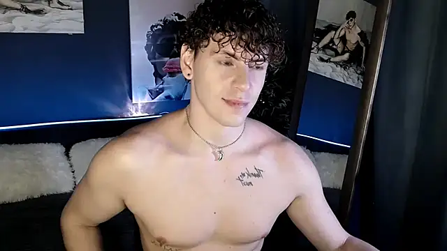Snapshot of TylerGibson chatting on 07-18-26, 07:17 TylerGibson online show from 07-18-26, 07:17