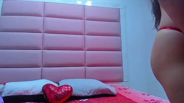 Catalinna 03 online show from 03-12-26, 12:33