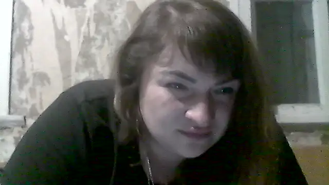 Snapshot of AllinaKis chatting on 06-18-26, 08:35 AllinaKis online show from 06-18-26, 08:35