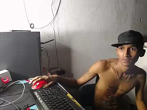 Snapshot of master_tattoo chatting on 02-03-26, 01:37 master tattoo online show from 02-03-26, 01:37