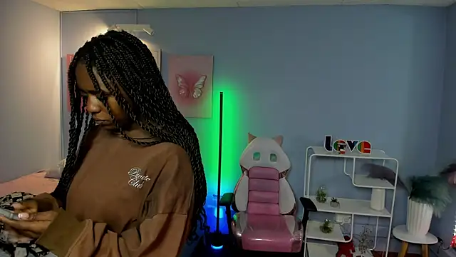 naomi campell online show from 04-03-26, 12:47