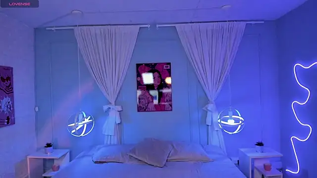 naomi campell online show from 04-08-26, 07:36