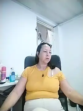 RosseLaure online show from 06-14-26, 08:11
