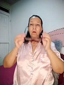RosseLaure online show from 06-24-26, 05:50