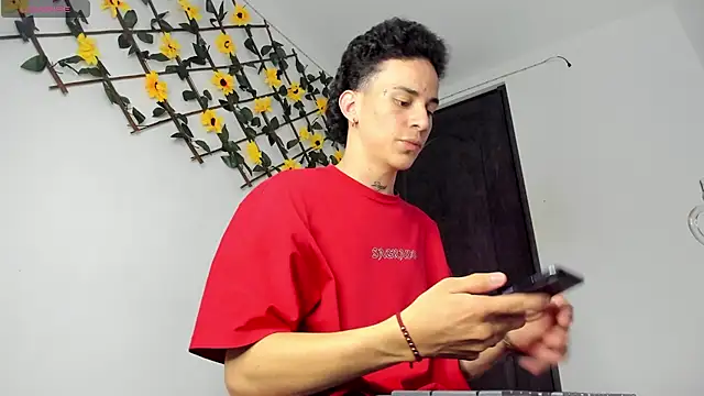 Maxxx bigcockx online show from 05-22-26, 03:24