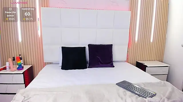 abril snow online show from 02-25-26, 08:07